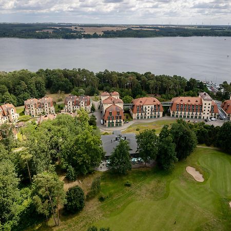 Precise Resort Bad Saarow Exterior foto Aerial view of the golf course