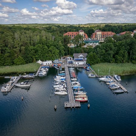 Precise Resort Bad Saarow Exterior foto Aerial view of the marina