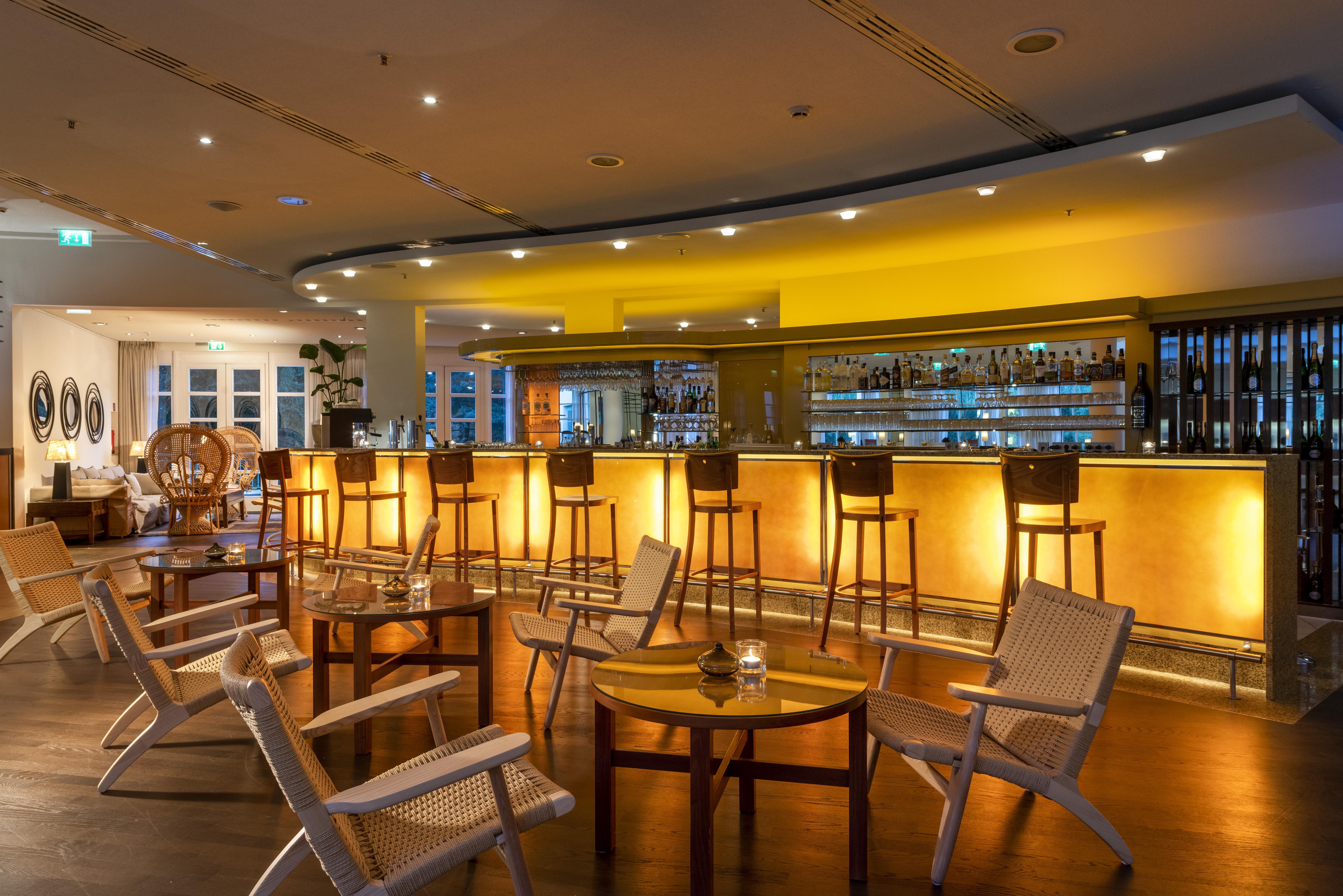 Precise Resort Bad Saarow Exterior foto The bar at the hotel
